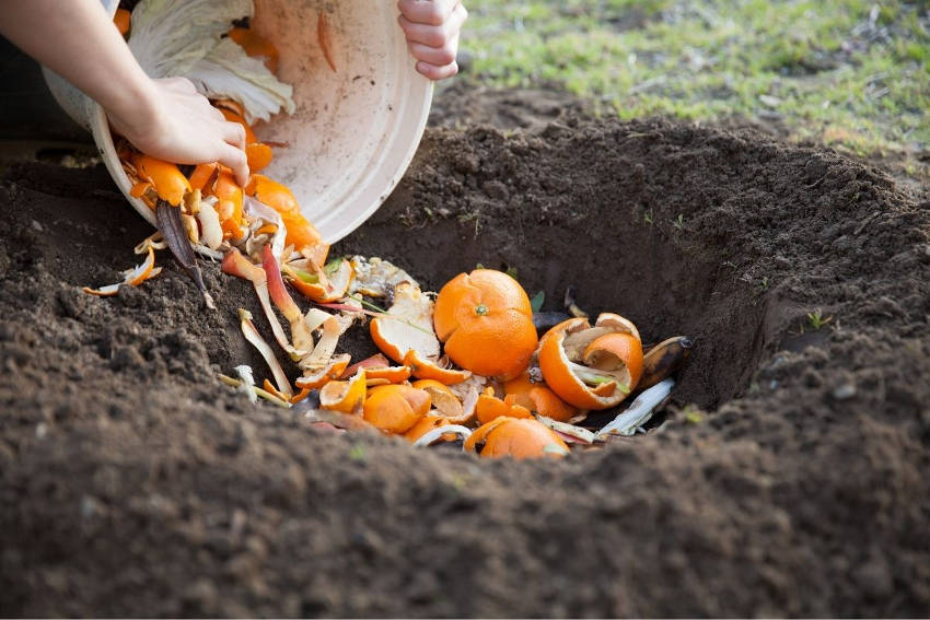 Filling the trench with scraps