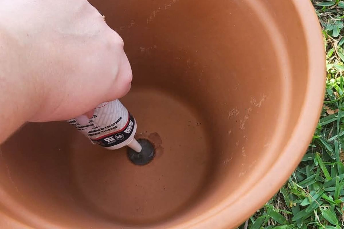 Gluing inside of Olla Pot