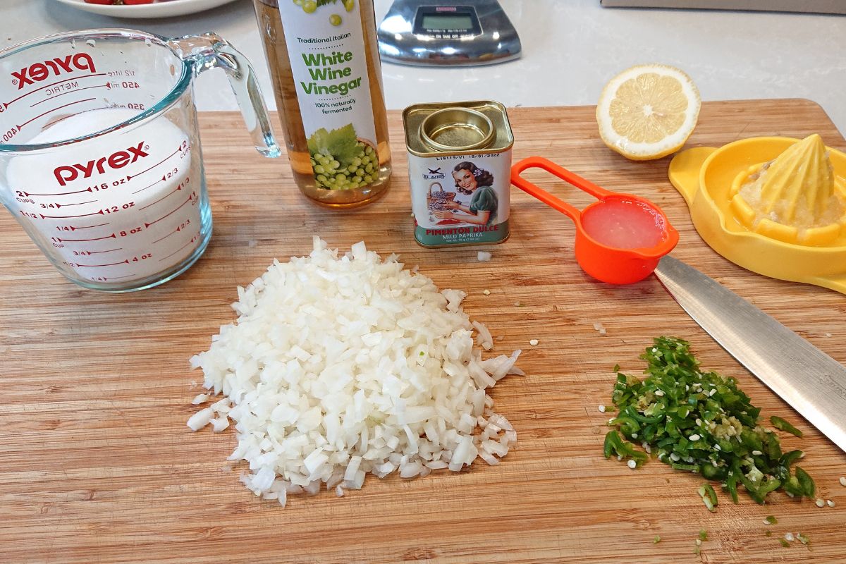 Ingredients to make roasted tomato relish