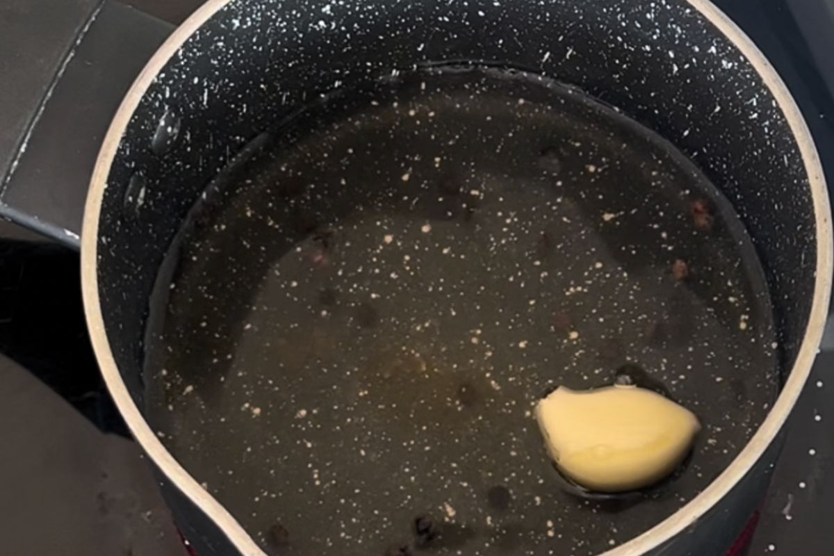 Brine for nasturtium seeds