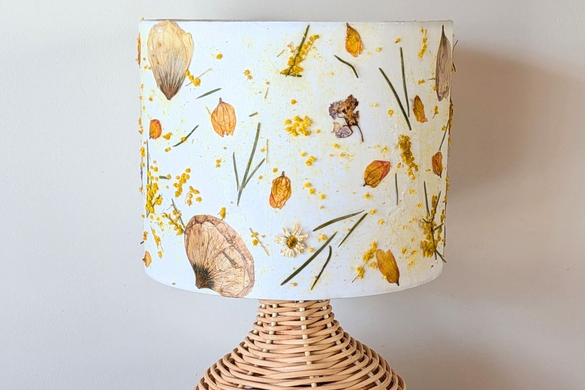 Lampshade flowers