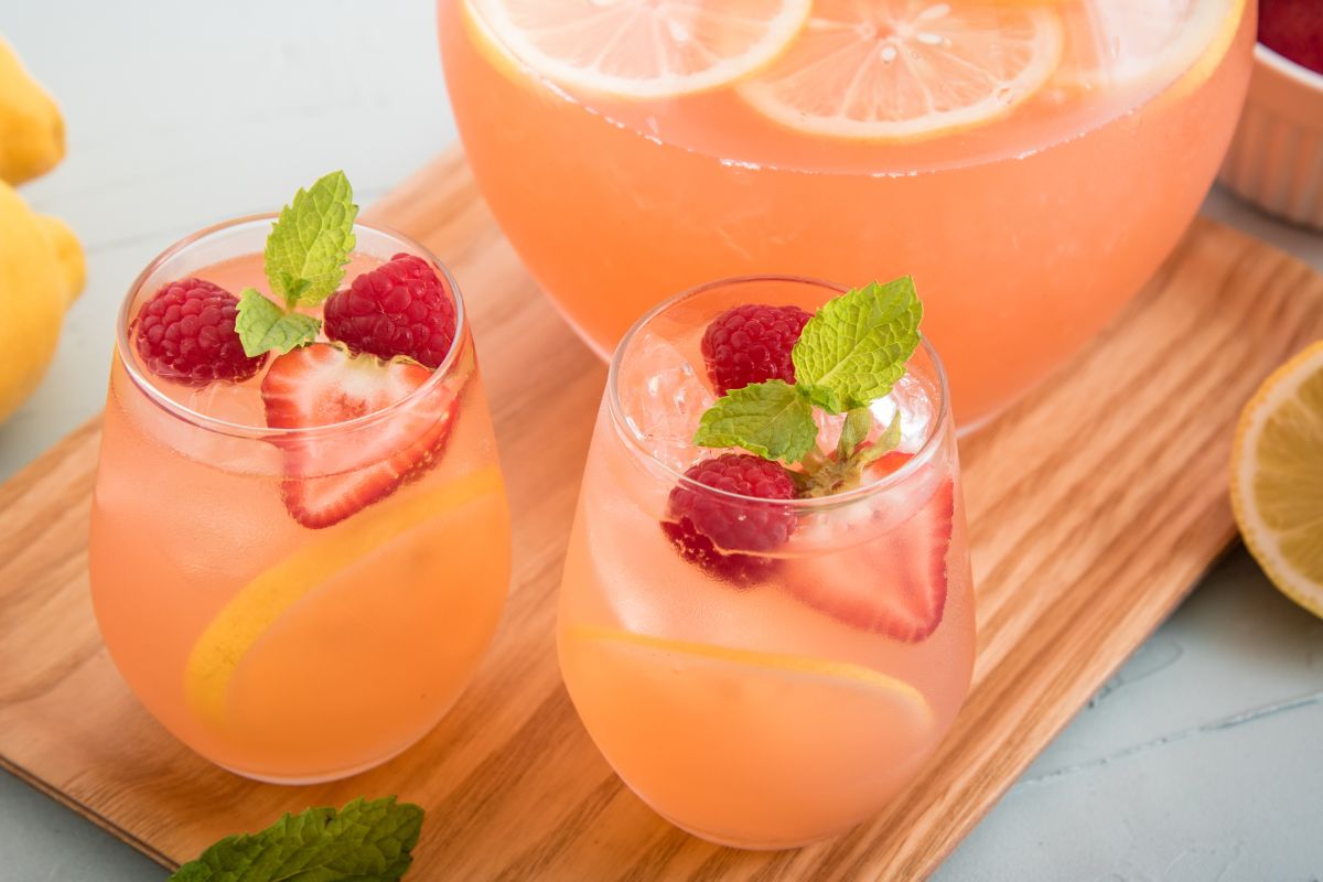 strawberry lemonade