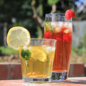 From Garden to Glass: How to Make Herbal Iced Teas